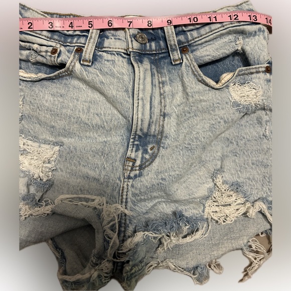 Abercrombie & Fitch High Rise Mom Short - Picture 5 of 5
